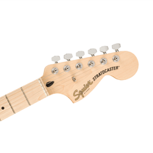 Ladda upp bild till gallerivisning, Affinity Series™ Stratocaster® HSS Pack Lake Placid Blue
